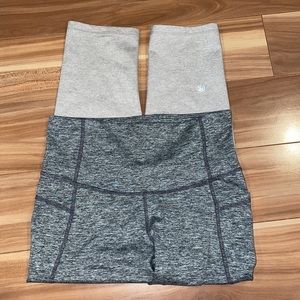 Champion - Women’s Small - 7/8 Capri Legging with Pocket - Grey Dry Fit Spandex